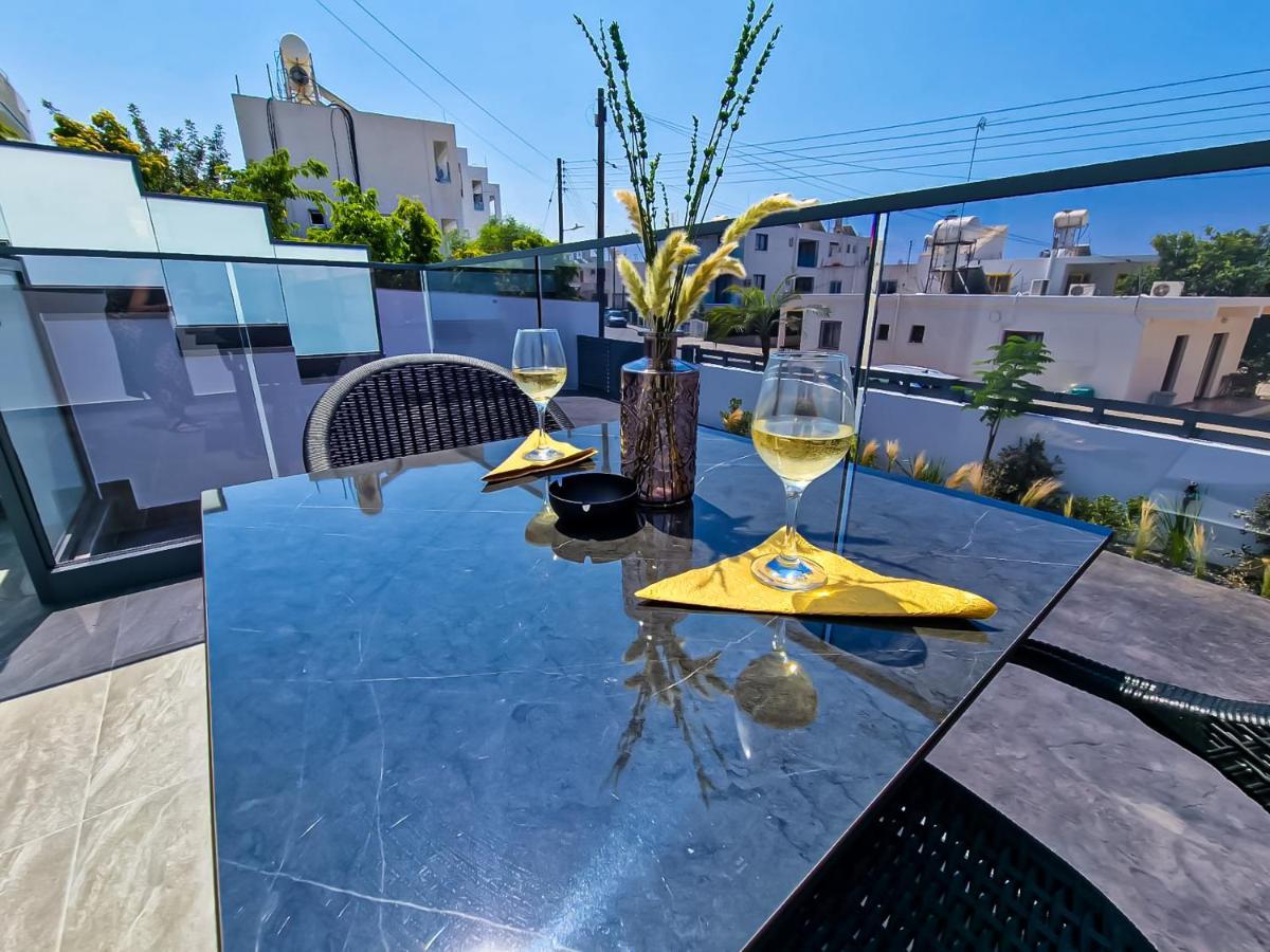 Giorgis Luxury Apartments Agia Napa Exterior foto
